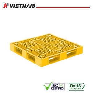 Pallet nhựa vàng